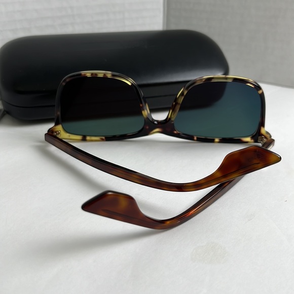 McQ By ALEXANDER MCQUEEN POLARIZED Sunglasses - Picture 2 of 4